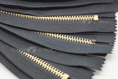 18см молнии джинсовые №322 черный авт. т4 латунь - купить в Октябрьском. Цена: 28.62 руб.